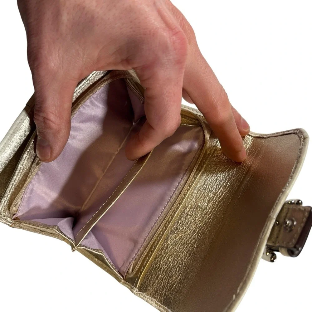 Coach White & Gold Leather Soho Buckle Envelope Wallet‎